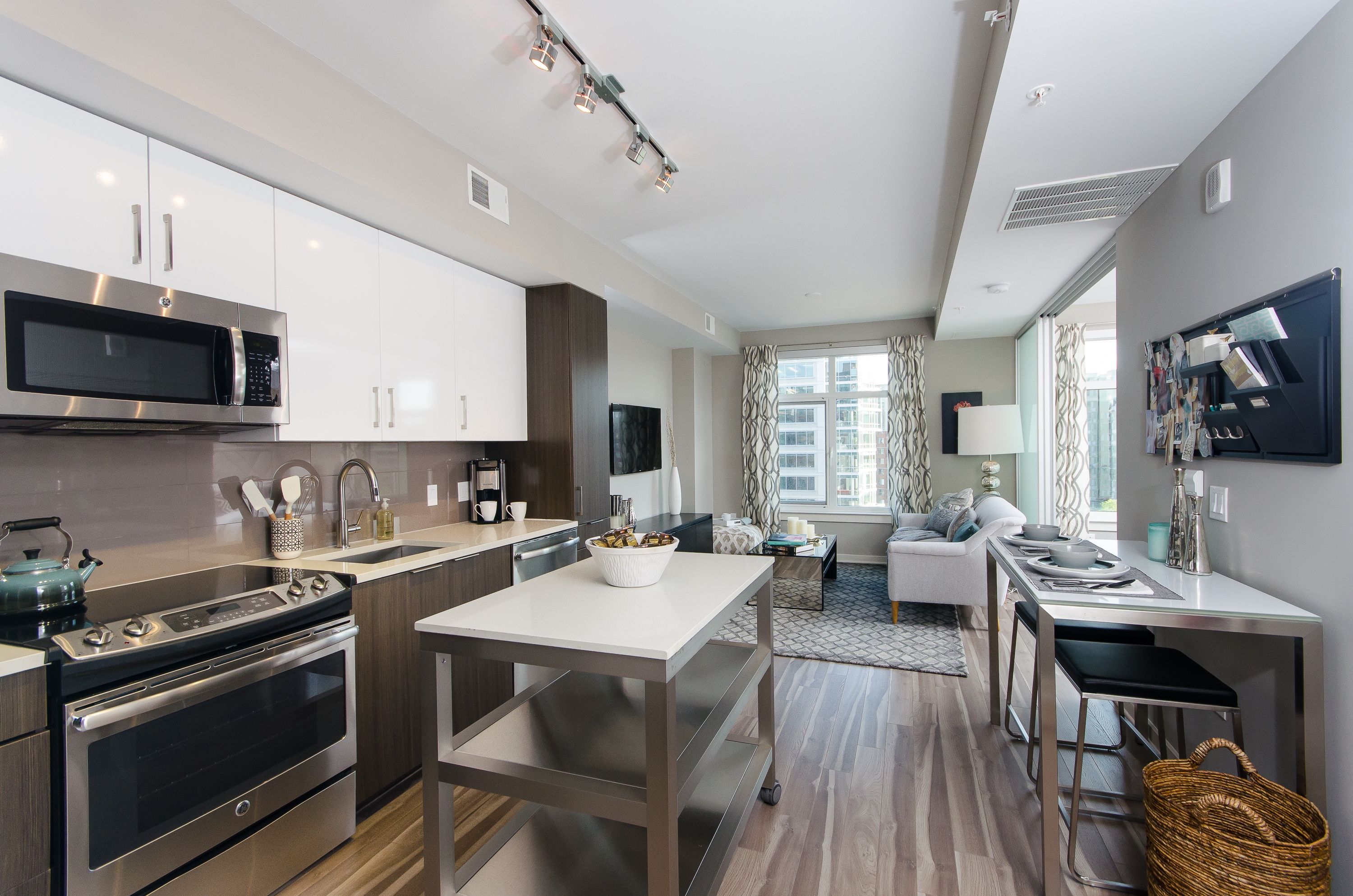 Just a Handful of Apartments Remain at DC’s UltraLuxury 450K